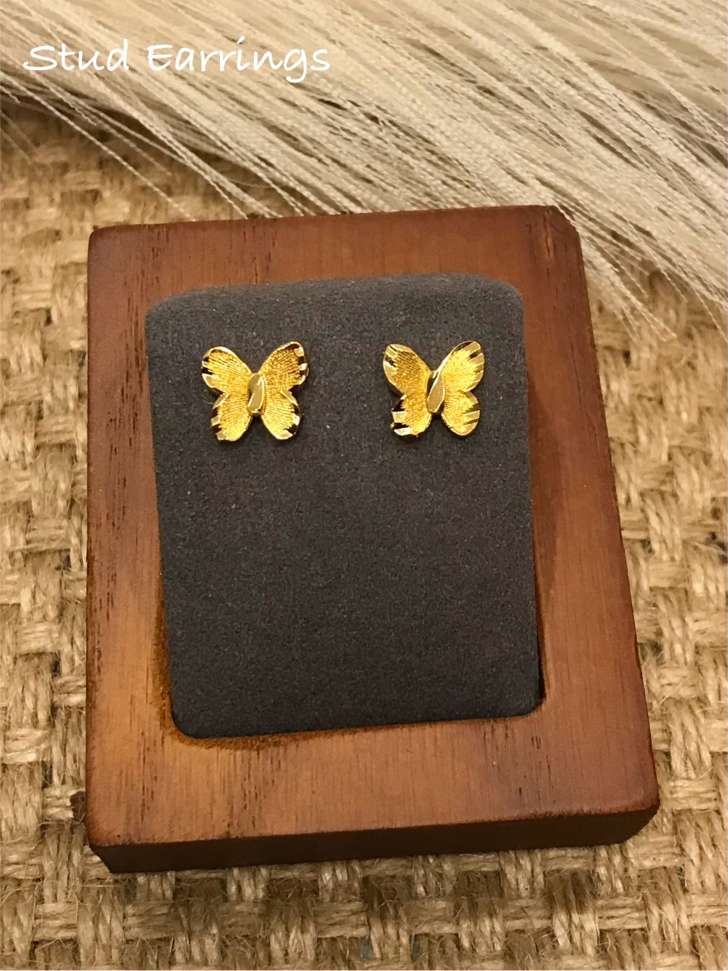 (Butterfly Stud Earrings,Stud earring