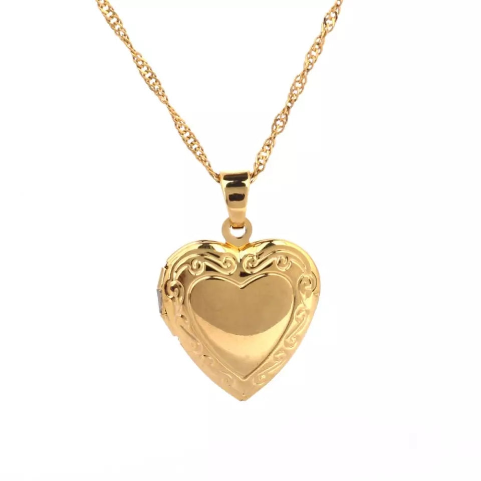 Heart Necklace, Photo Locket Necklace, Gold Heart Necklace, Gift for Her