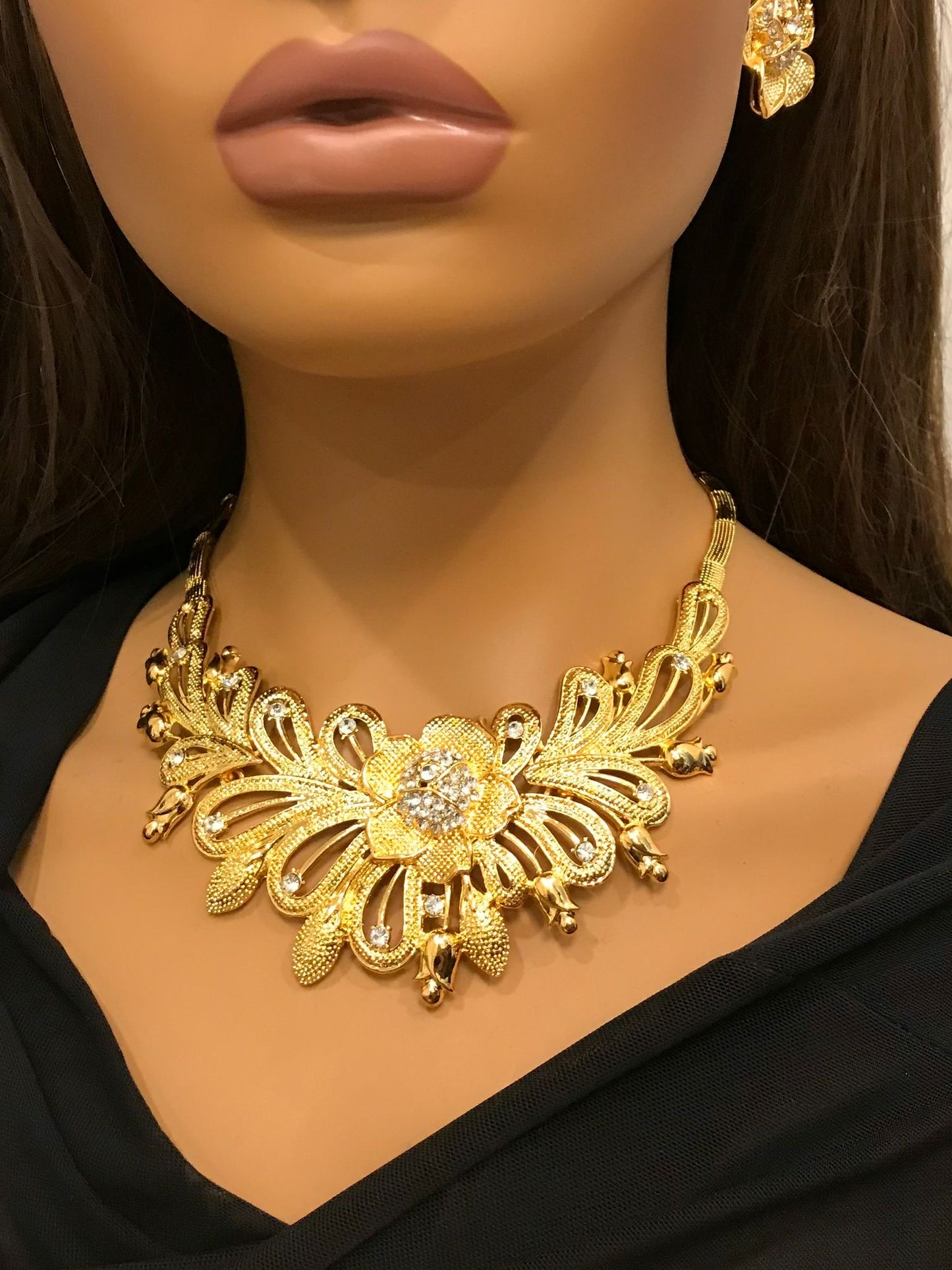 Gold Jewelry Set