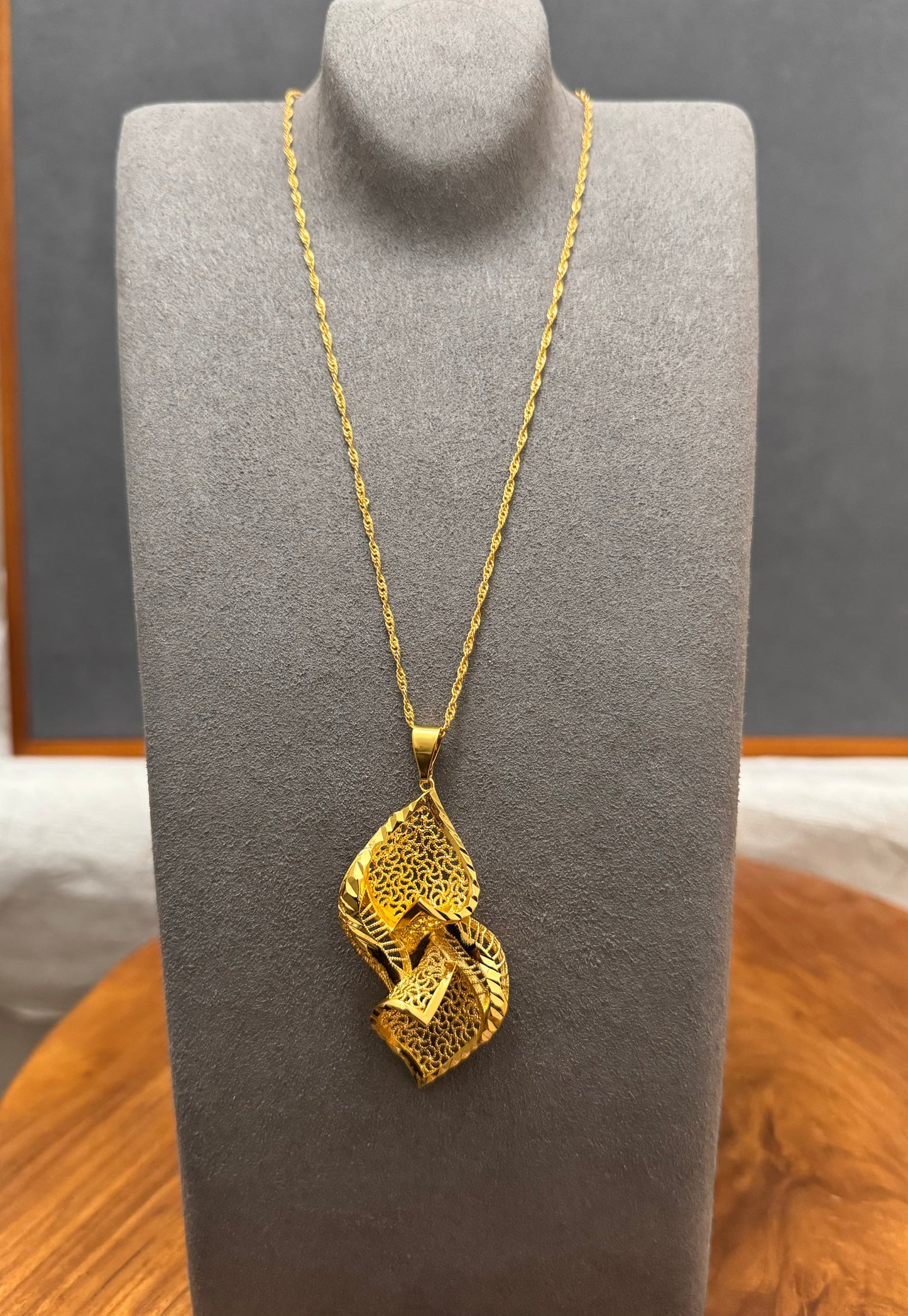 Gold Jewelry set for Women