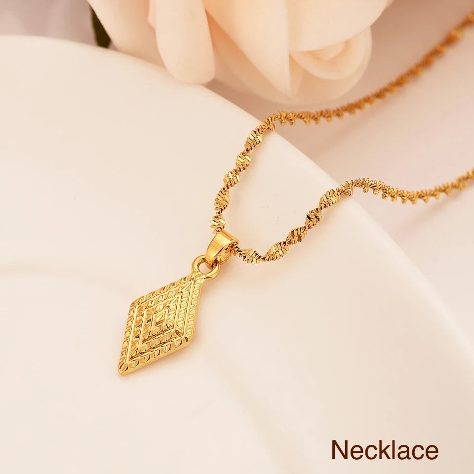 Gold Jewelry Set