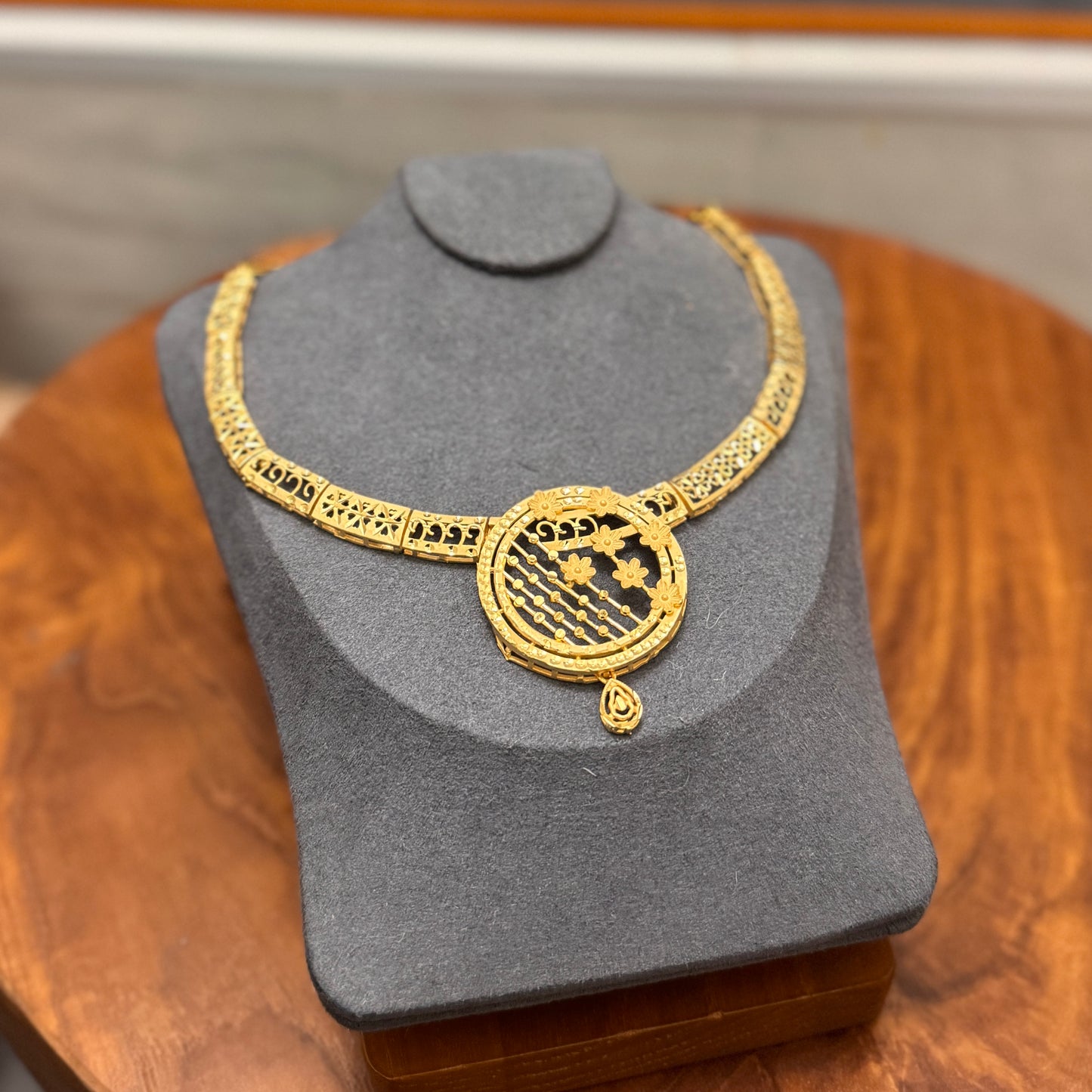 Necklace & Earrings Set