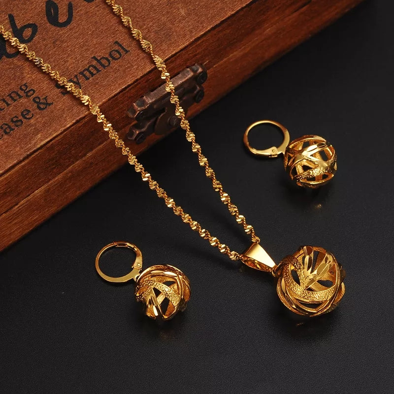 Gold Jewelry Set for Women