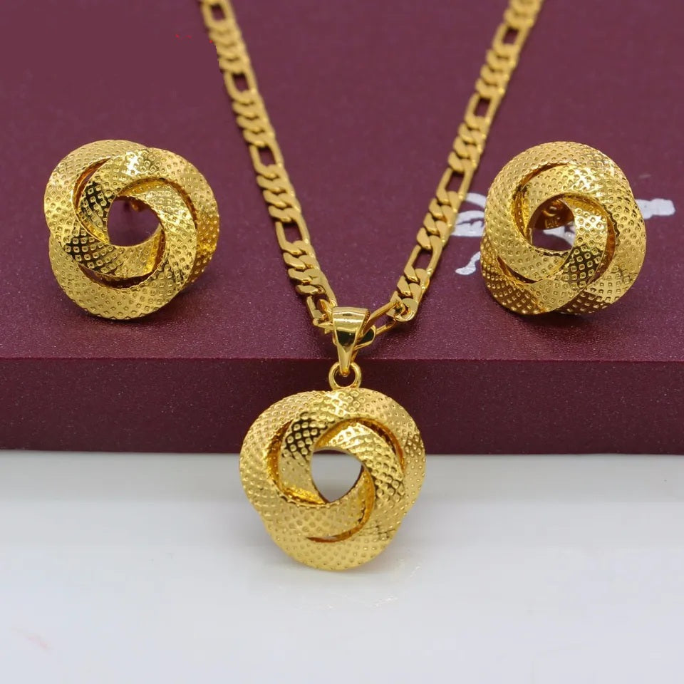 Gold Jewelry Set