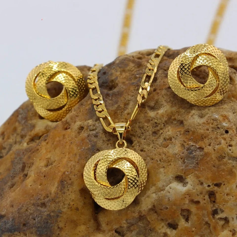 Gold Jewelry Set